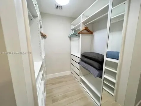 2600 E Hallandale Beach Boulevard Hallandale Beach FL 33009