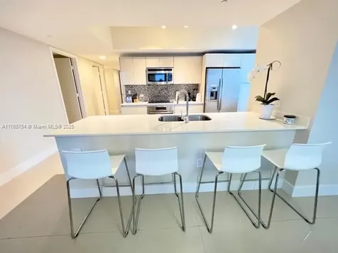 2600 E Hallandale Beach Boulevard Hallandale Beach FL 33009