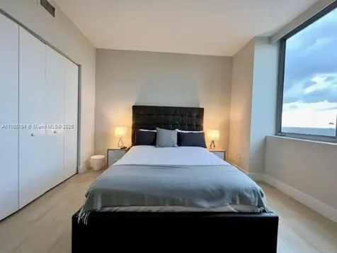 2600 E Hallandale Beach Boulevard Hallandale Beach FL 33009