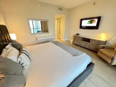 2600 E Hallandale Beach Boulevard Hallandale Beach FL 33009
