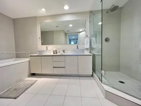 2600 E Hallandale Beach Boulevard Hallandale Beach FL 33009