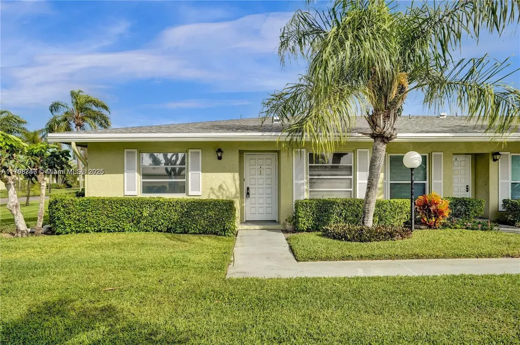 2381 Papaya Drive Delray Beach FL 33445