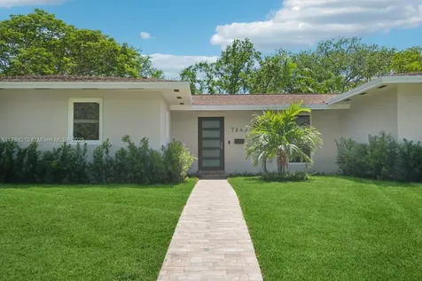 7640 SW 165th Terrace Palmetto Bay FL 33157