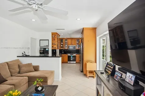 7640 SW 165th Terrace Palmetto Bay FL 33157