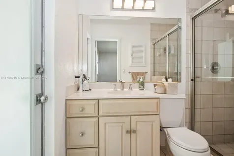 7640 SW 165th Terrace Palmetto Bay FL 33157