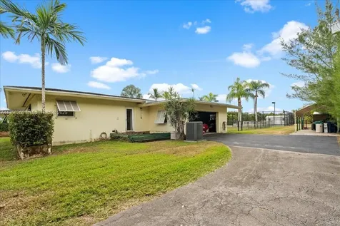 23800 SW 162nd Avenue Homestead FL 33031