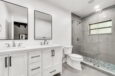 27000 SW 192nd Avenue Homestead FL 33031