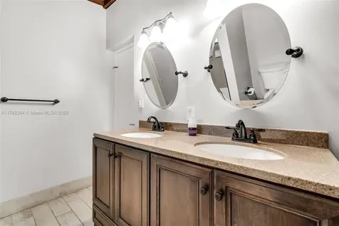 27000 SW 192nd Avenue Homestead FL 33031