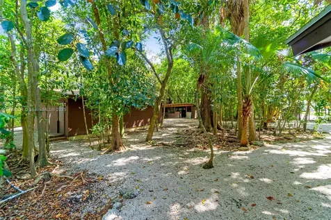 27000 SW 192nd Avenue Homestead FL 33031