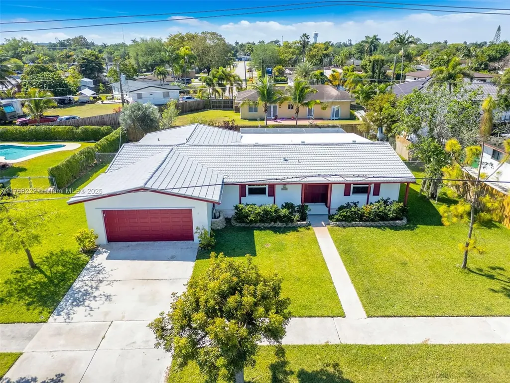 240 NW 19th Street Homestead FL 33030
