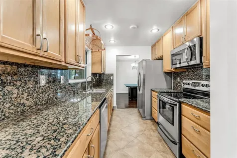 240 NW 19th Street Homestead FL 33030