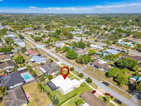240 NW 19th Street Homestead FL 33030