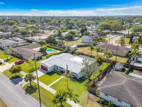 240 NW 19th Street Homestead FL 33030