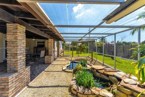 240 NW 19th Street Homestead FL 33030