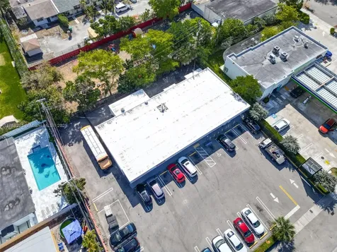 17851 NW 78th Avenue Hialeah FL 33015