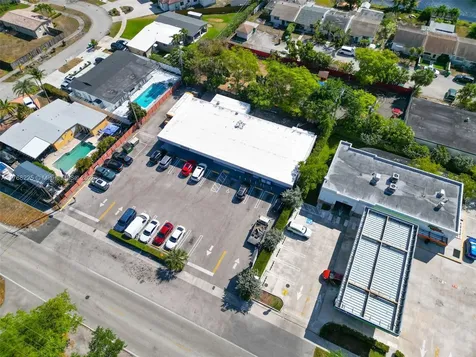 17851 NW 78th Avenue Hialeah FL 33015