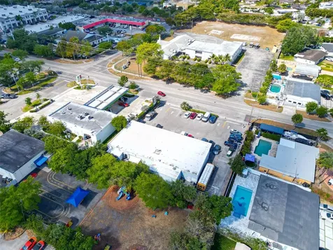 17851 NW 78th Avenue Hialeah FL 33015