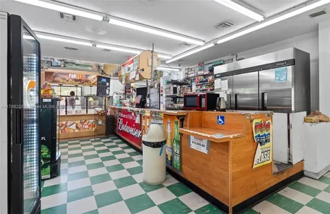 17851 NW 78th Avenue Hialeah FL 33015