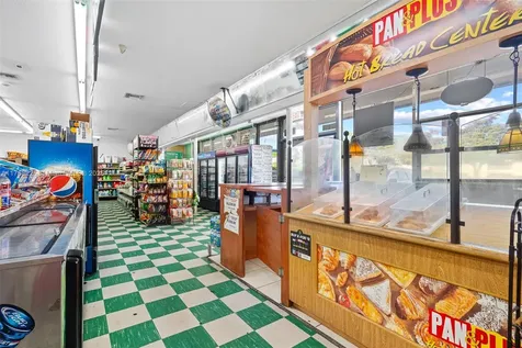 17851 NW 78th Avenue Hialeah FL 33015