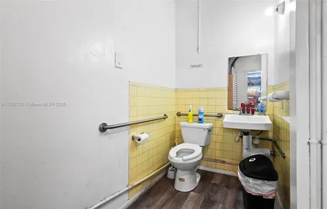 17851 NW 78th Avenue Hialeah FL 33015