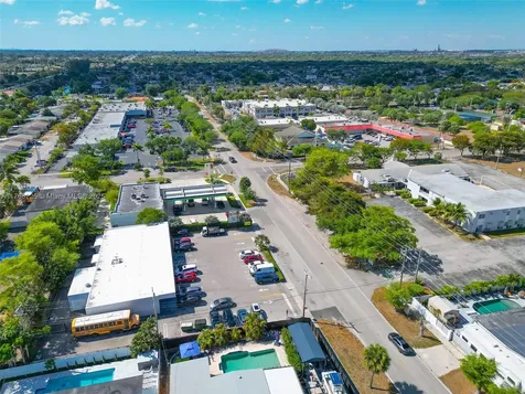 17851 NW 78th Avenue Hialeah FL 33015