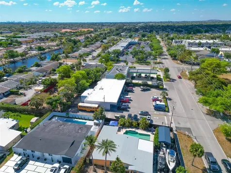 17851 NW 78th Avenue Hialeah FL 33015