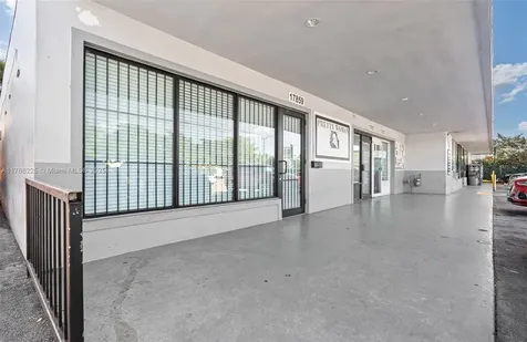 17851 NW 78th Avenue Hialeah FL 33015