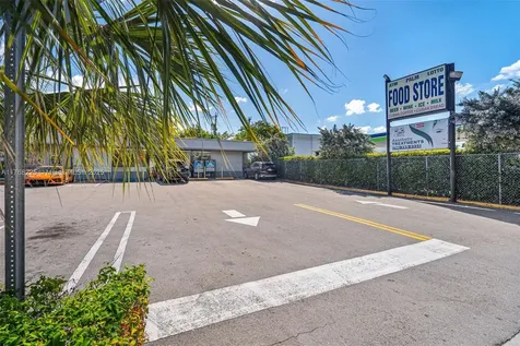 17851 NW 78th Avenue Hialeah FL 33015
