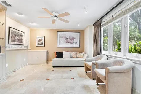 3504 Bayshore Villas Drive Miami FL 33133