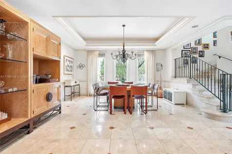 3504 Bayshore Villas Drive Miami FL 33133
