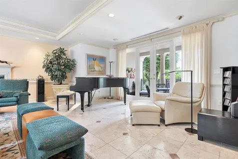 3504 Bayshore Villas Drive Miami FL 33133