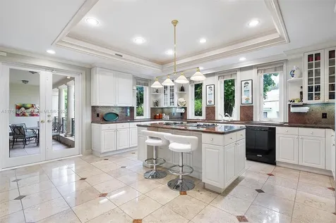 3504 Bayshore Villas Drive Miami FL 33133