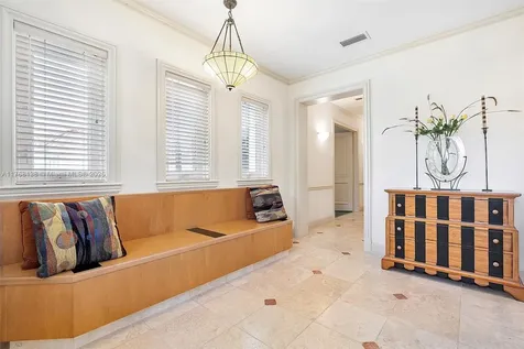 3504 Bayshore Villas Drive Miami FL 33133