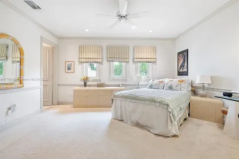 3504 Bayshore Villas Drive Miami FL 33133