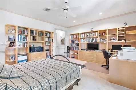 3504 Bayshore Villas Drive Miami FL 33133