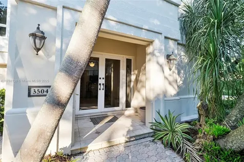 3504 Bayshore Villas Drive Miami FL 33133