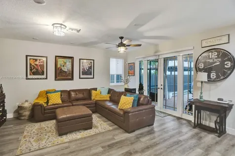 6450 SW 157th Place Miami FL 33193