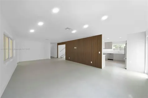 10250 SW 28th Street Miami FL 33165