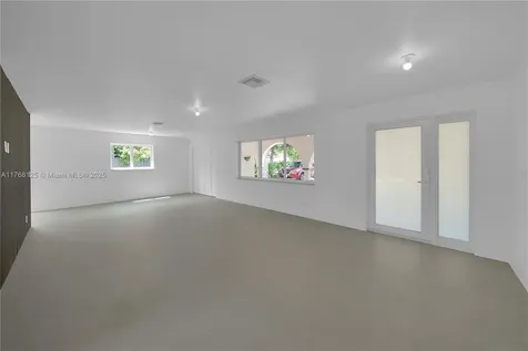 10250 SW 28th Street Miami FL 33165