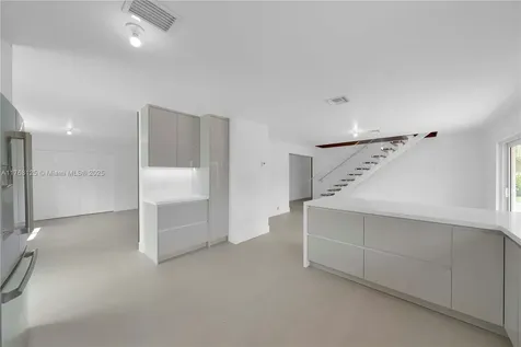 10250 SW 28th Street Miami FL 33165
