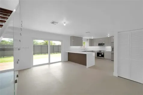10250 SW 28th Street Miami FL 33165