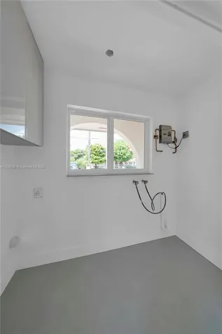 10250 SW 28th Street Miami FL 33165