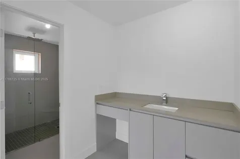 10250 SW 28th Street Miami FL 33165