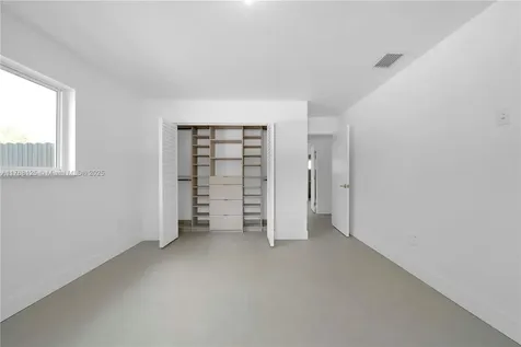 10250 SW 28th Street Miami FL 33165