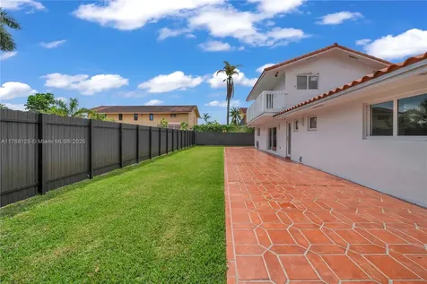 10250 SW 28th Street Miami FL 33165