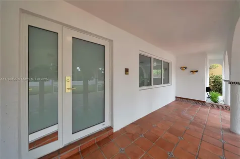 10250 SW 28th Street Miami FL 33165