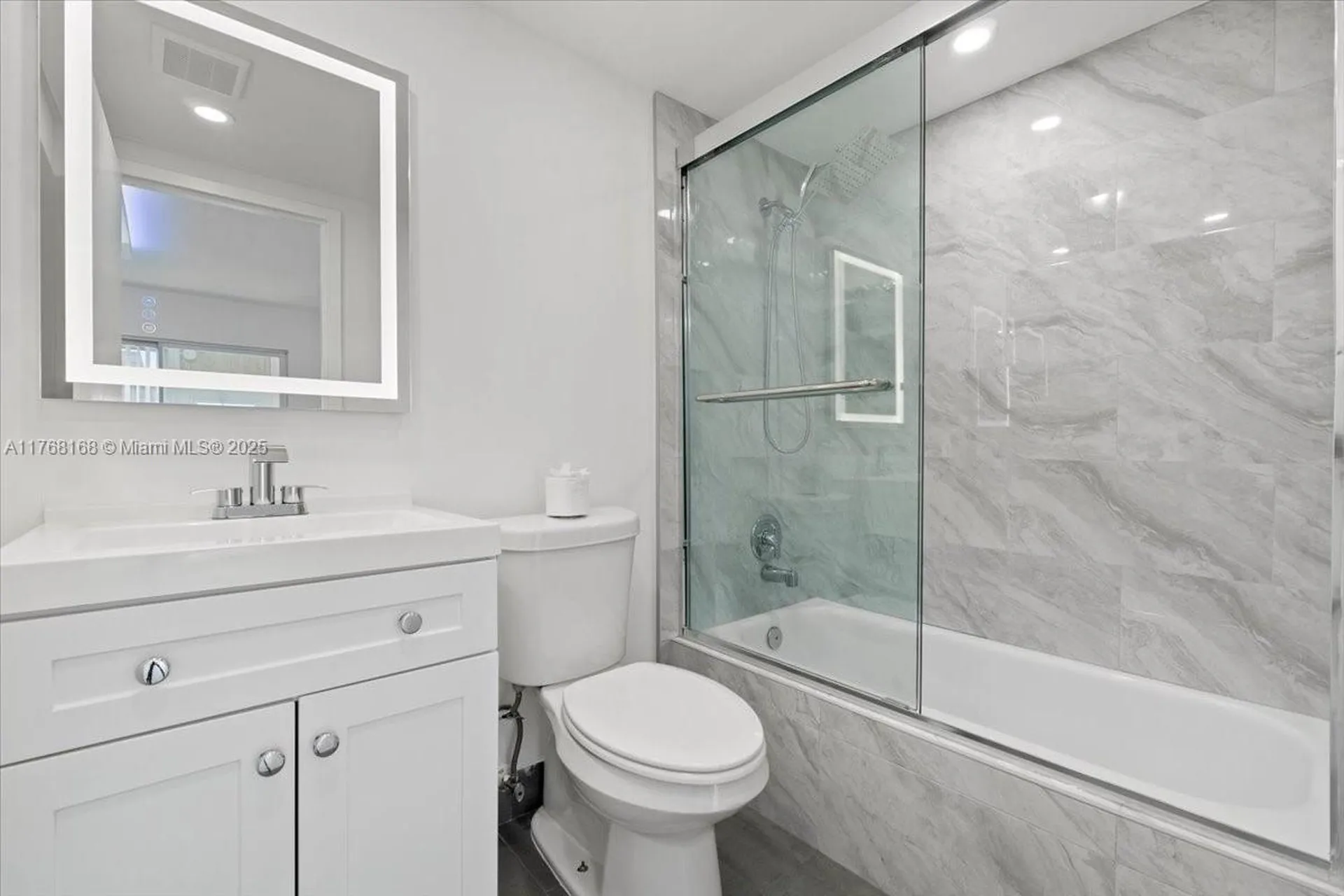 590 Brittany M Delray Beach FL 33446