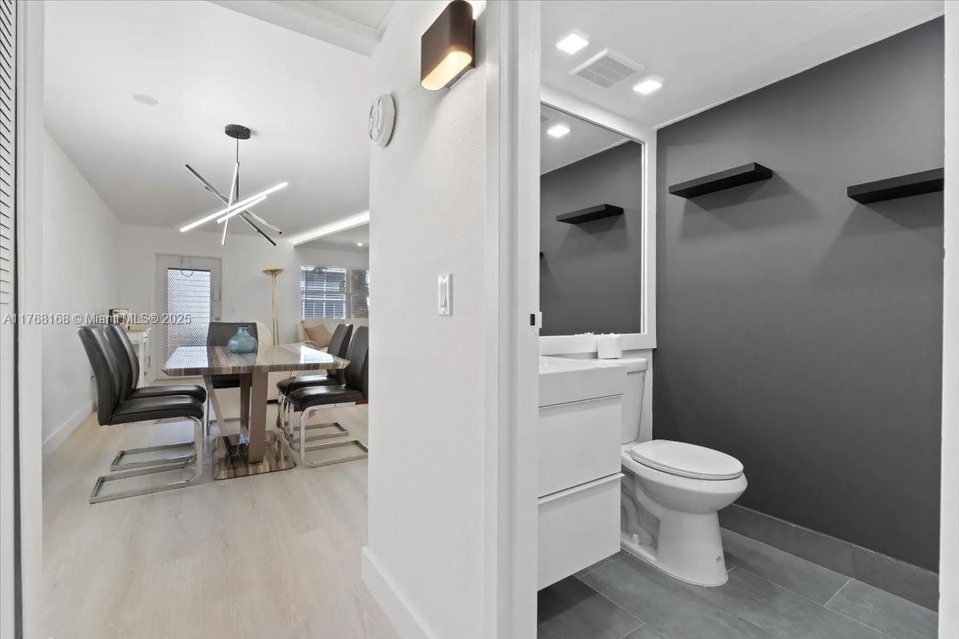 590 Brittany M Delray Beach FL 33446