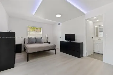 590 Brittany M Delray Beach FL 33446