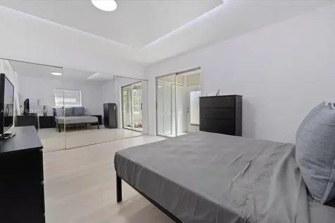 590 Brittany M Delray Beach FL 33446